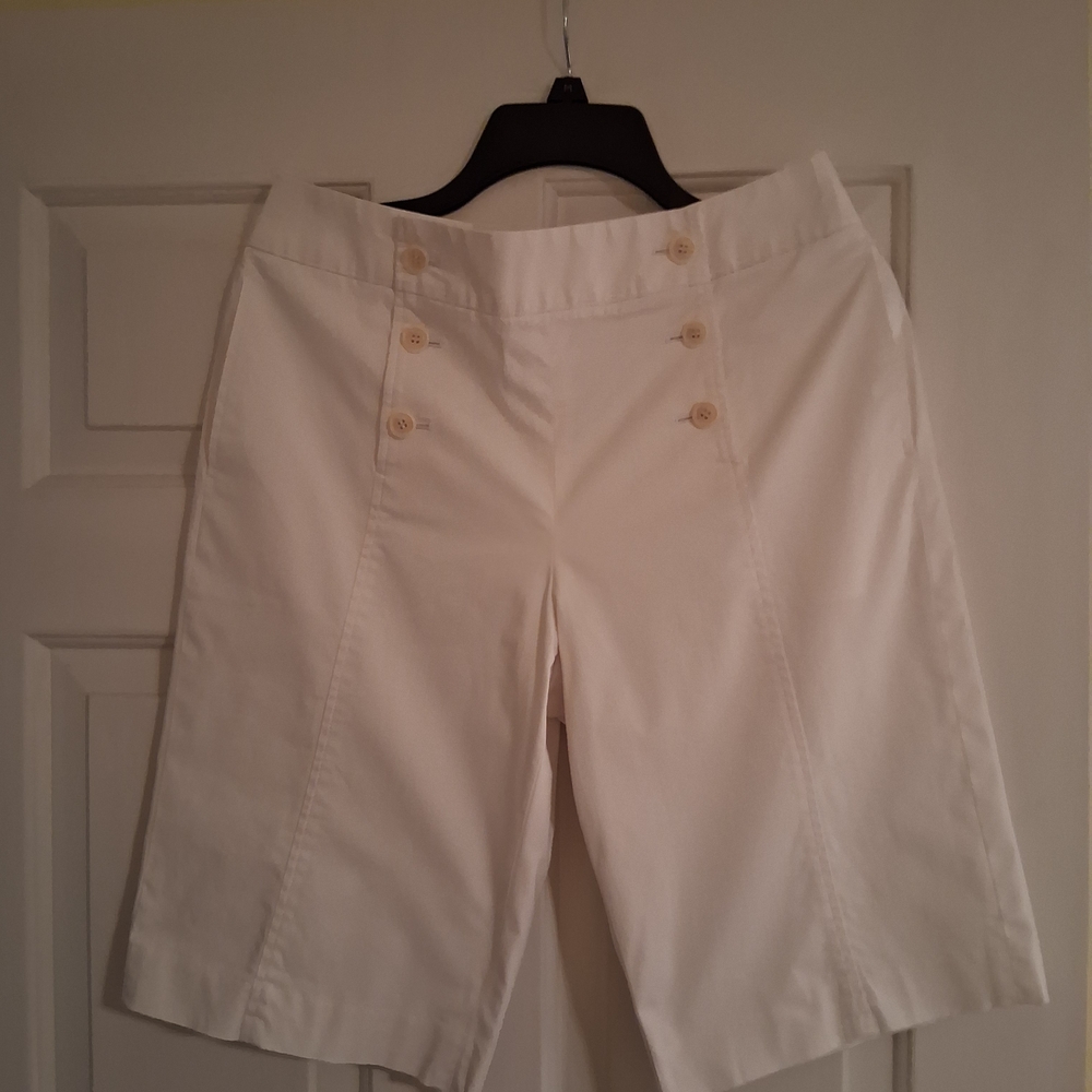 Talbots Cream Women's Bermudas